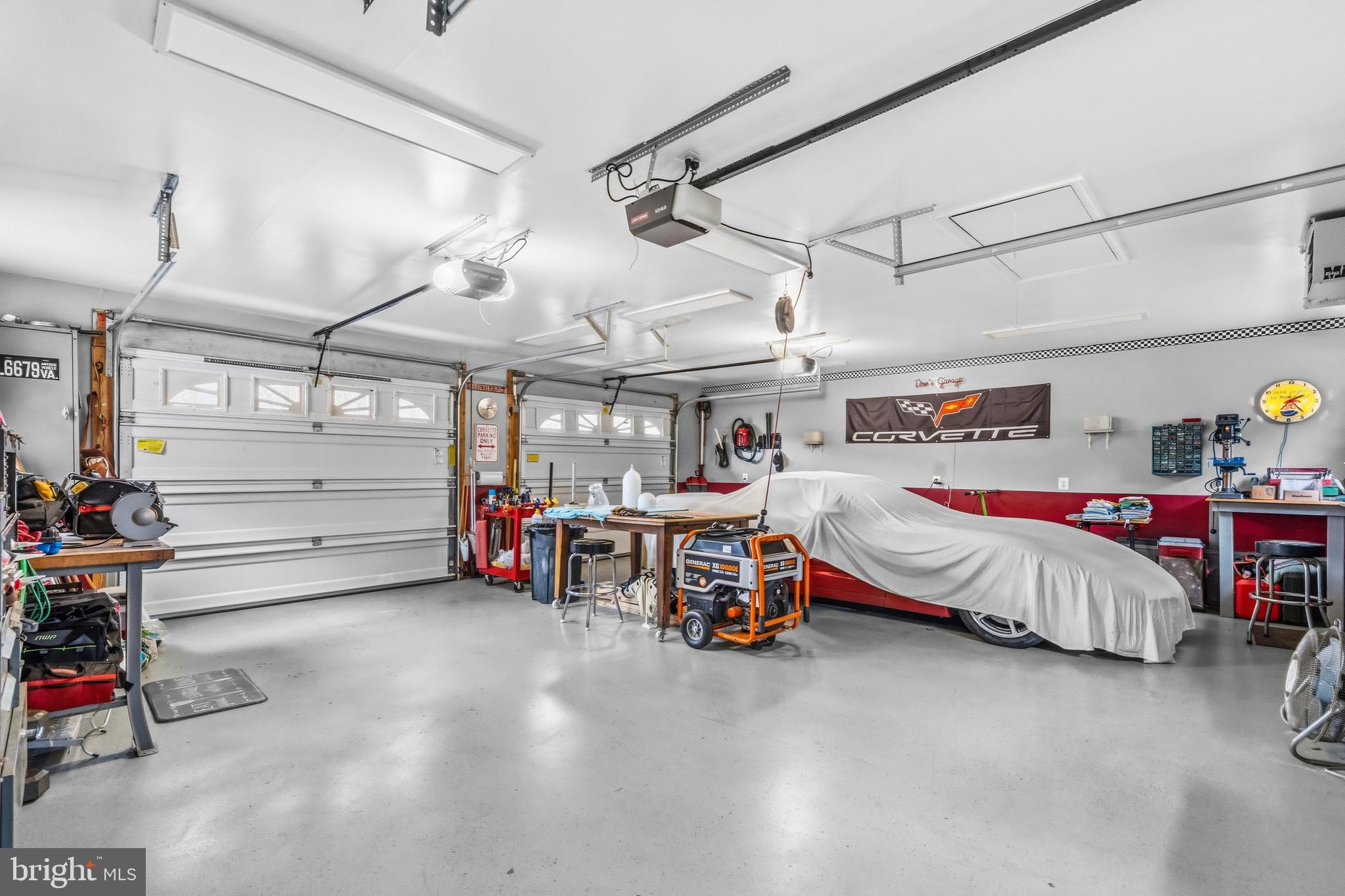 BARRINGTON OAKS - Residential