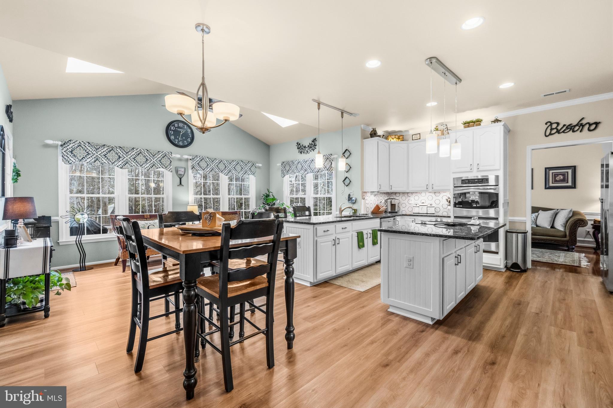 BARRINGTON OAKS - Residential