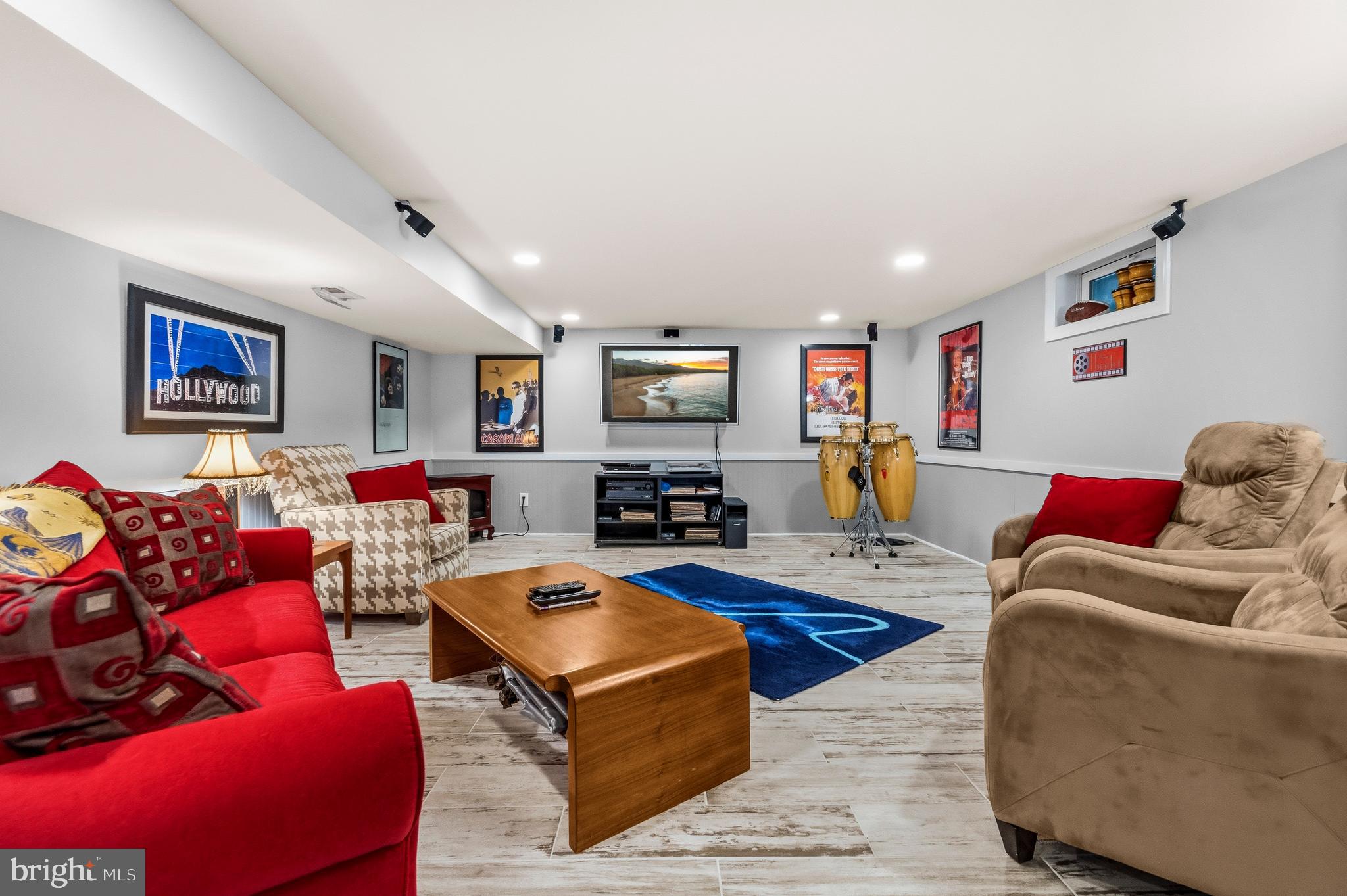 BARRINGTON OAKS - Residential