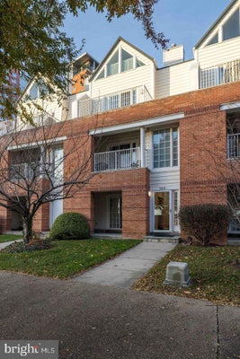 156 CHRISTINA LANDING DR, WILMINGTON, DE 19801 - Image c764d91acb653b5269405bbd42e6c9c5/1525009114