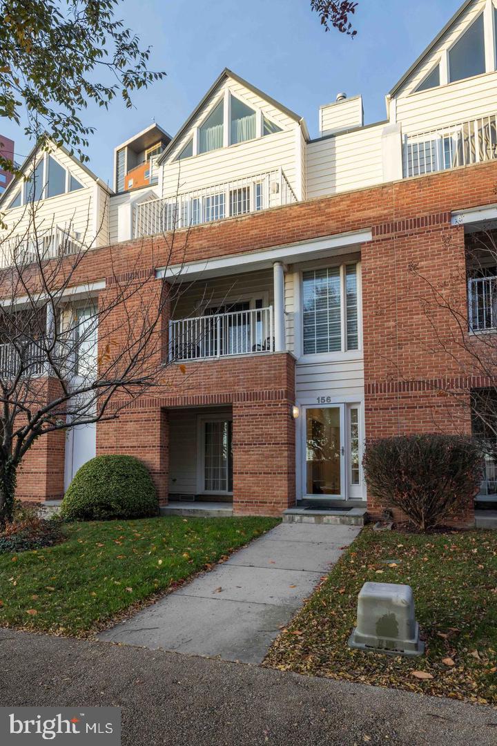 156 CHRISTINA LANDING DRIVE