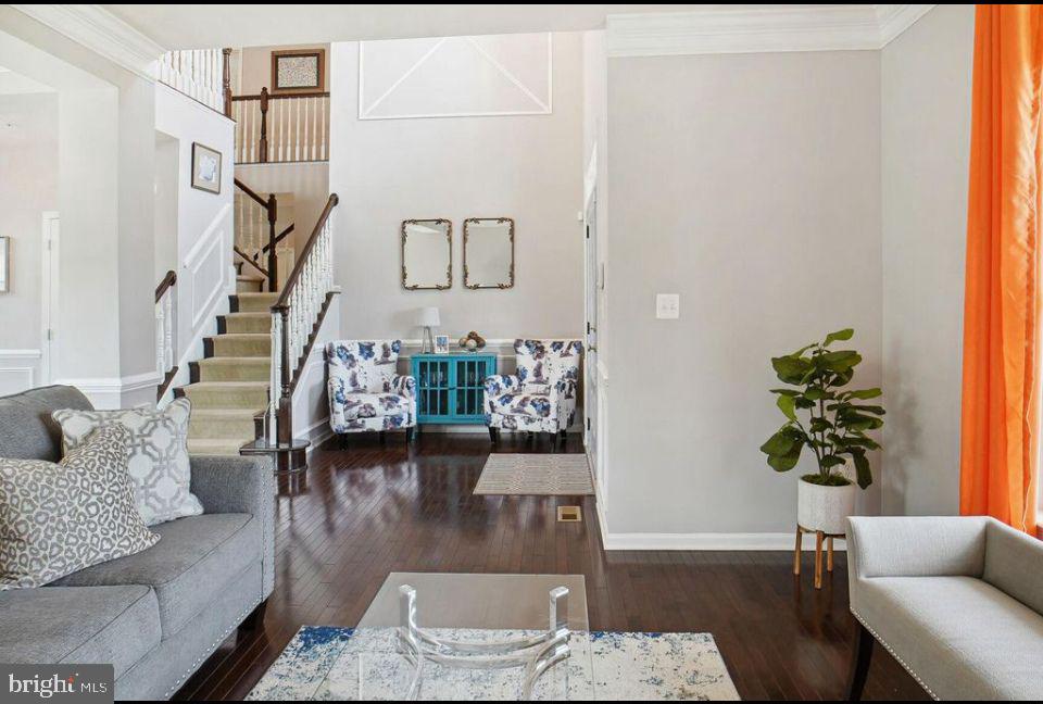 11105 RODEO COURT