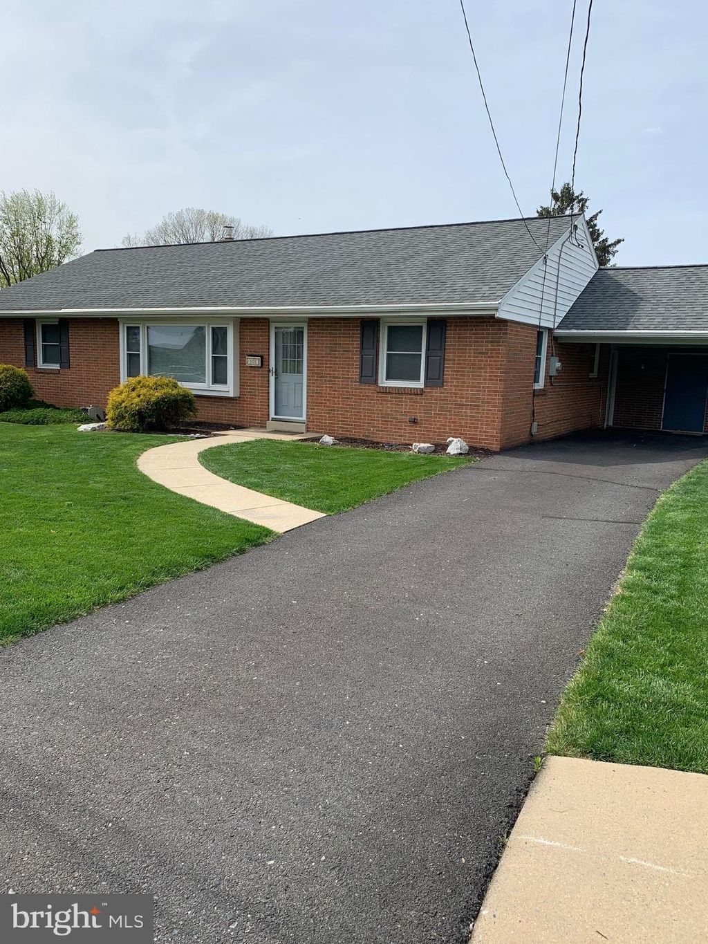 Photo of 515 Snyder Avenue, ELIZABETHTOWN, PA 17022 (MLS # PALA2069352)