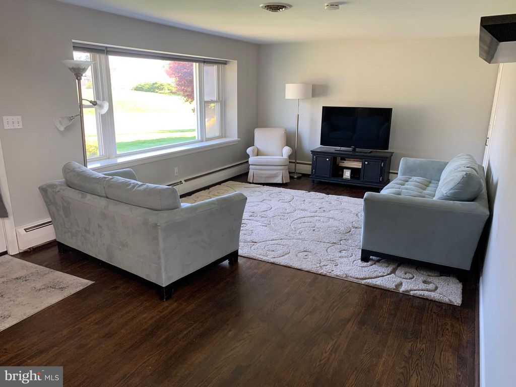 Photo of 515 Snyder Avenue, ELIZABETHTOWN, PA 17022 (MLS # PALA2069352)