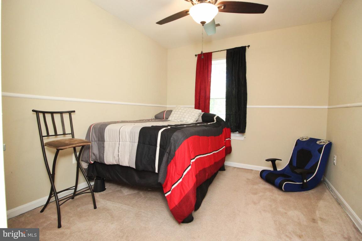 CLINTON ACRES - Residential