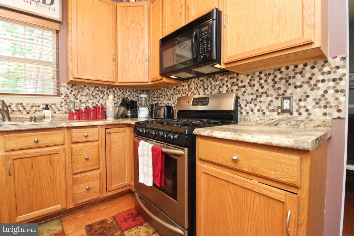 CLINTON ACRES - Residential