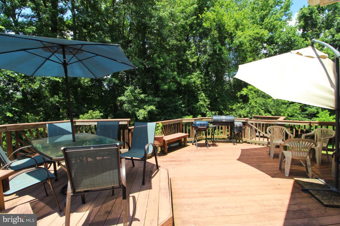 CLINTON ACRES - Residential