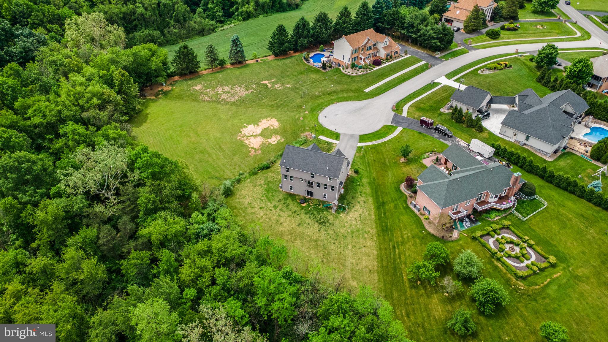 MAJESTIC RIDGE - Residential