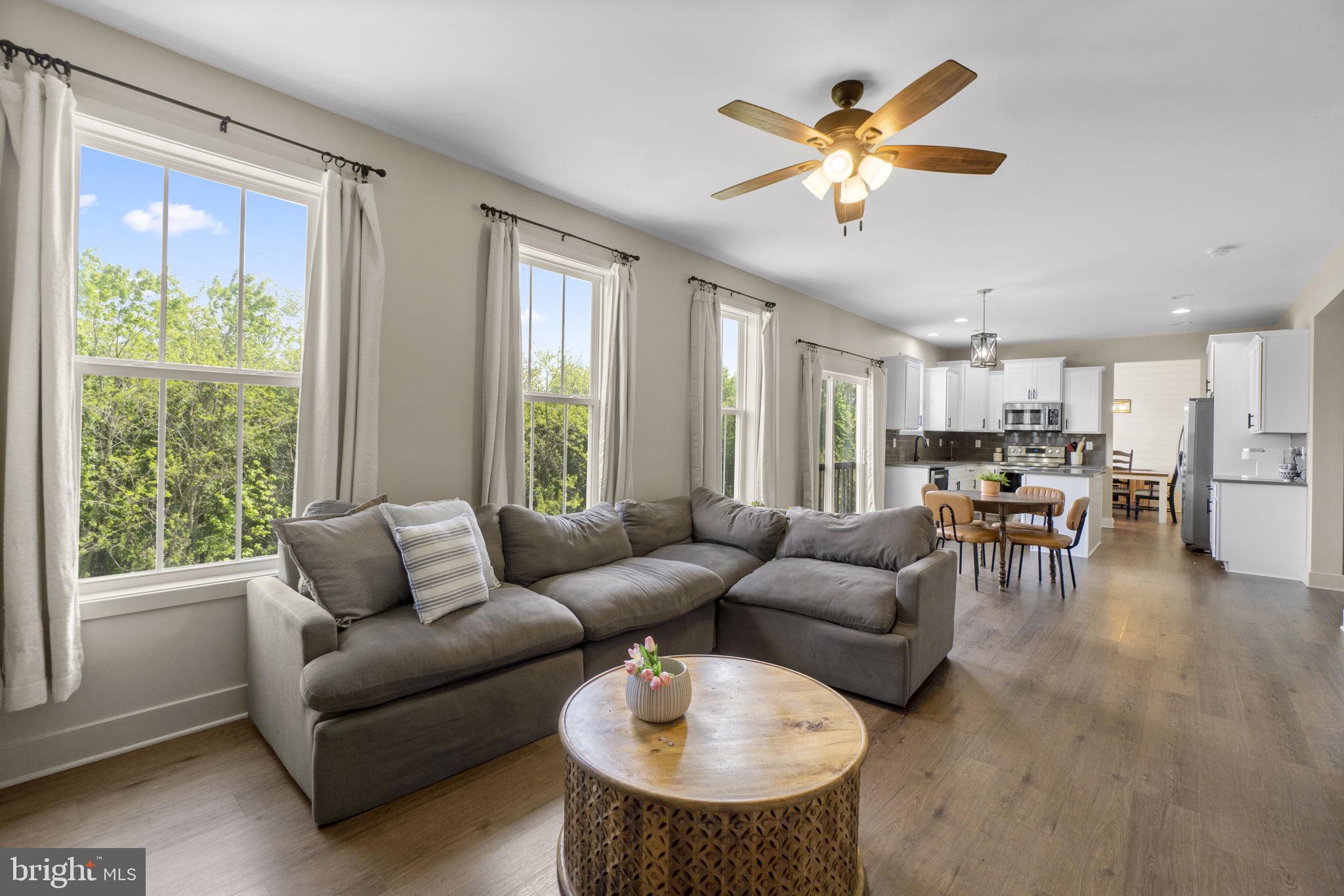 MAJESTIC RIDGE - Residential