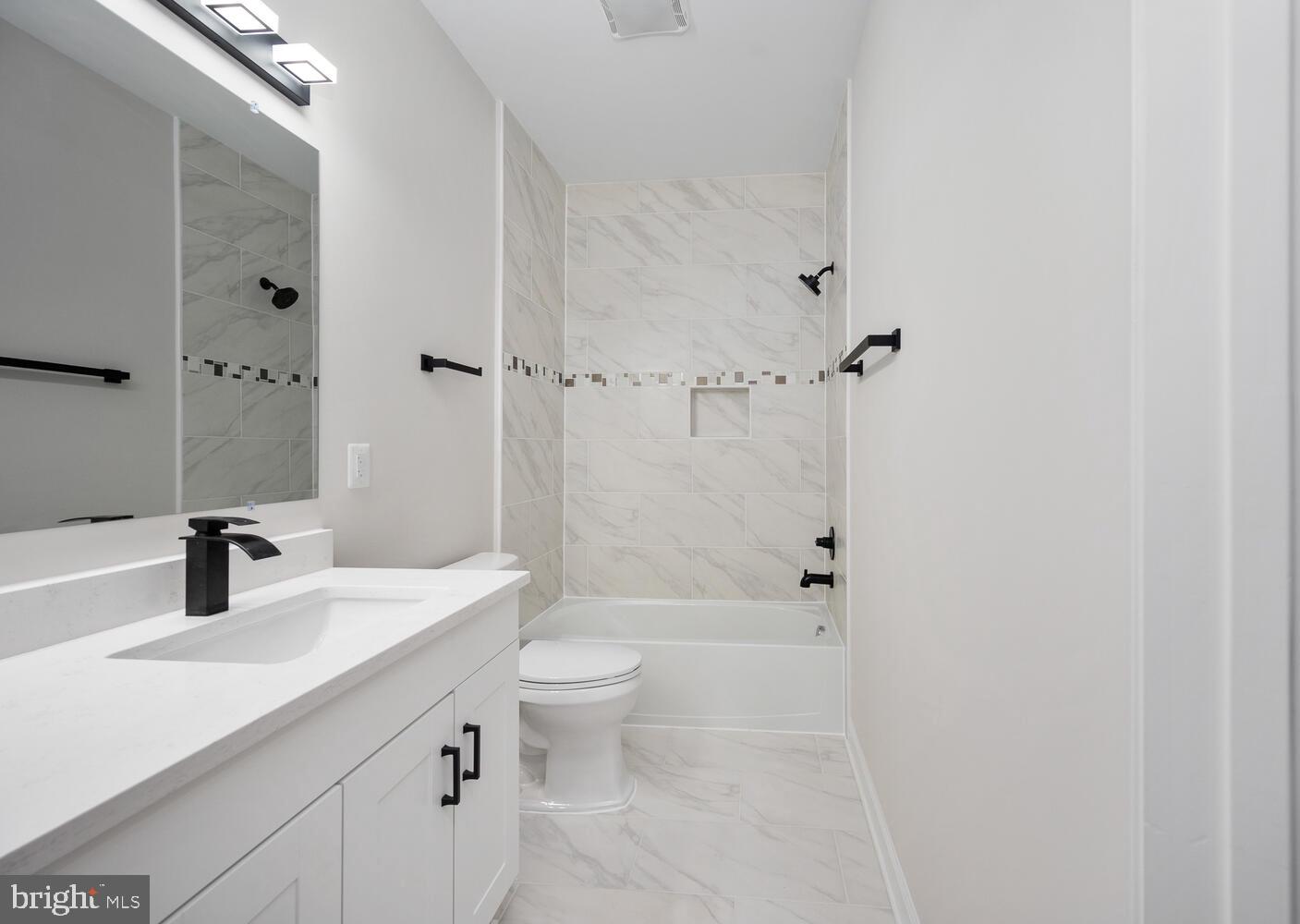 LAKE OF THE WOODS - Residential