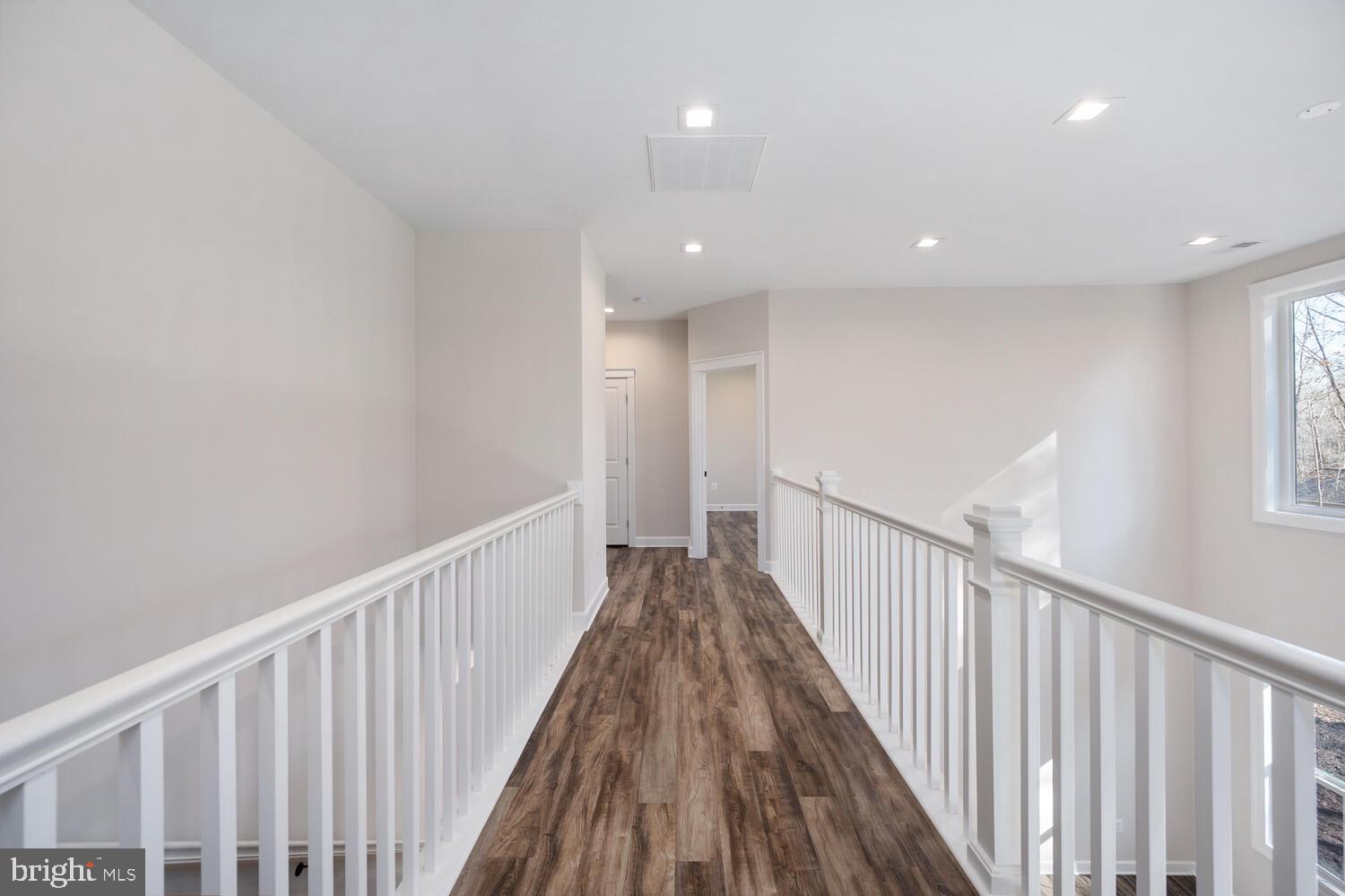 LAKE OF THE WOODS - Residential