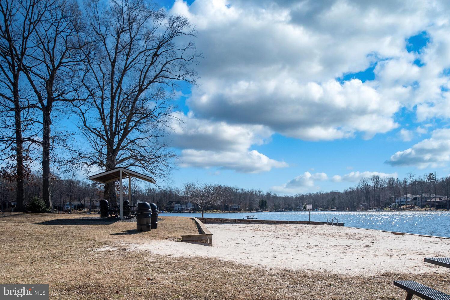 LAKE OF THE WOODS - Residential