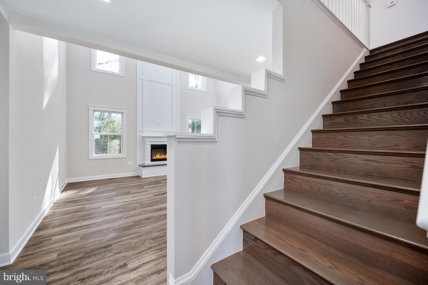 LAKE OF THE WOODS - Residential