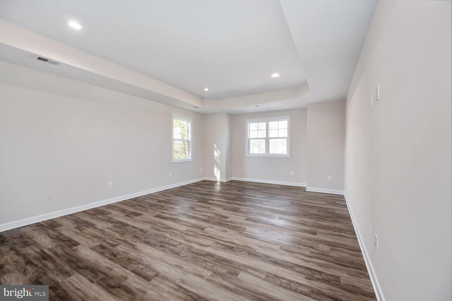 LAKE OF THE WOODS - Residential