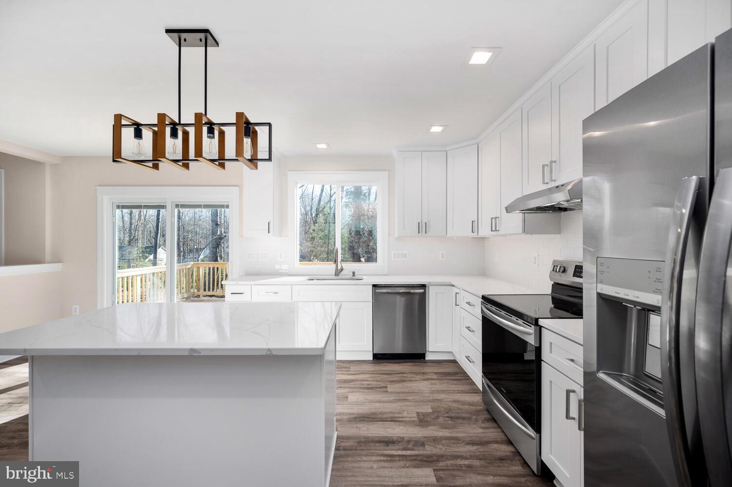 LAKE OF THE WOODS - Residential