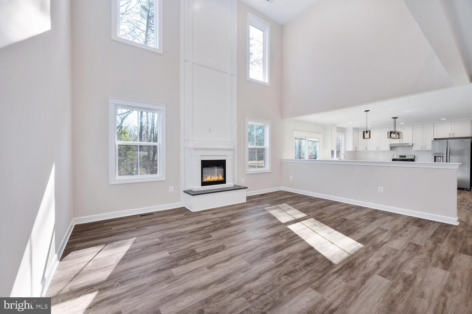 LAKE OF THE WOODS - Residential