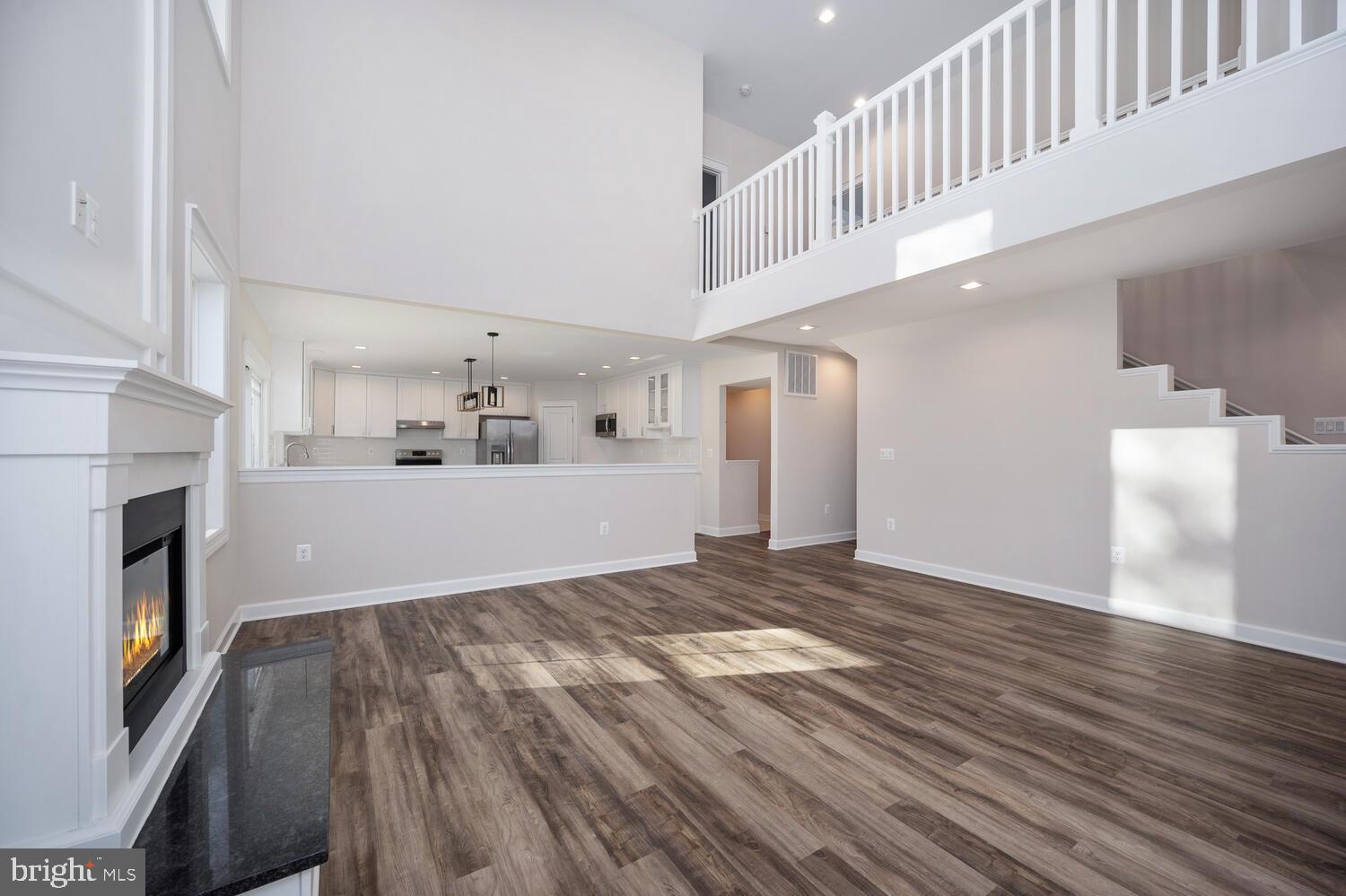 LAKE OF THE WOODS - Residential