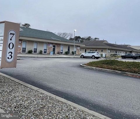 Photo of 703 Mill Creek Road #G-2, MANAHAWKIN, NJ 08050 (MLS # NJOC2040890)