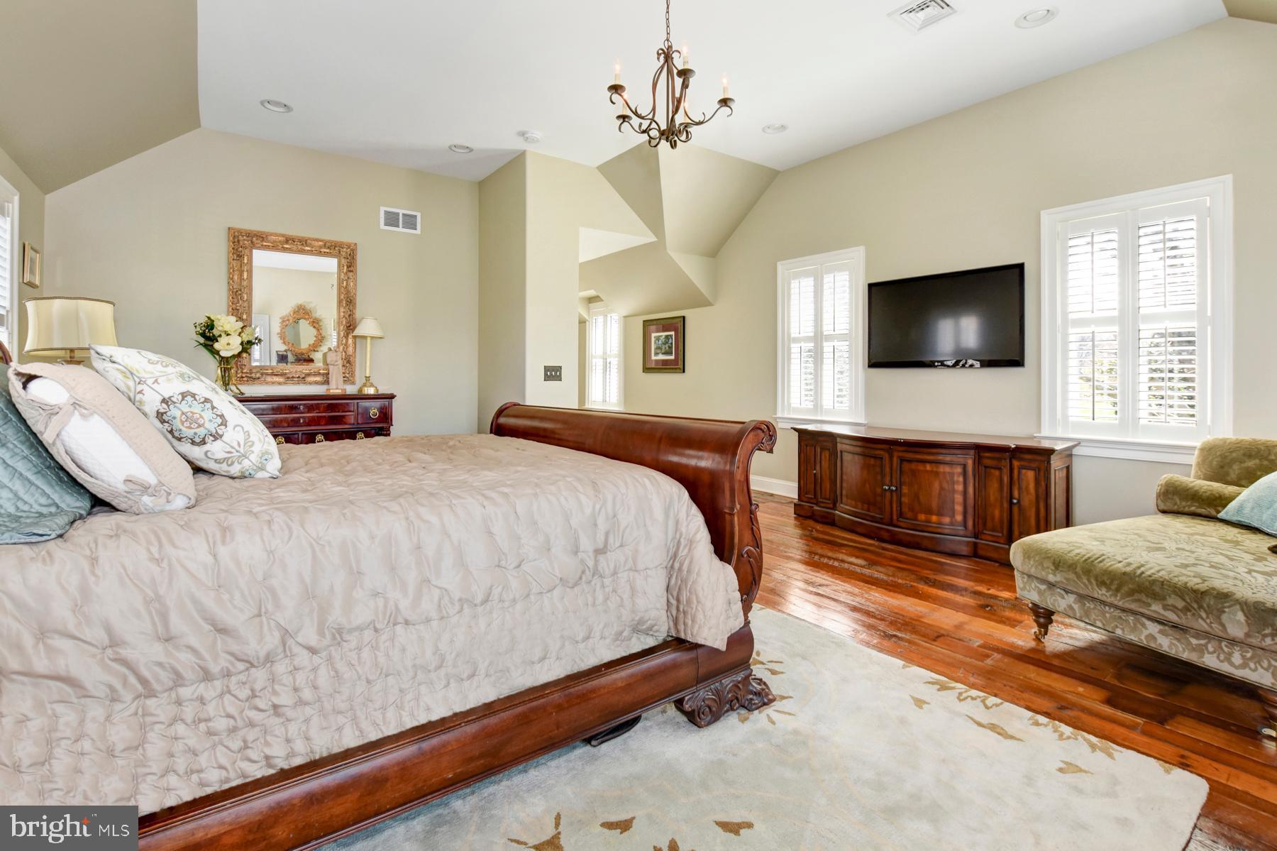 MERRYBROOK - Residential