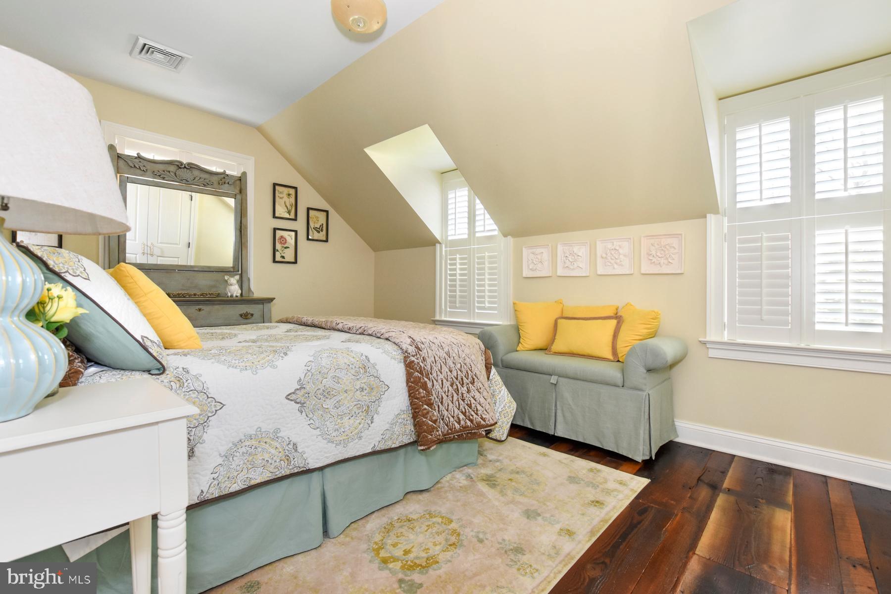 MERRYBROOK - Residential