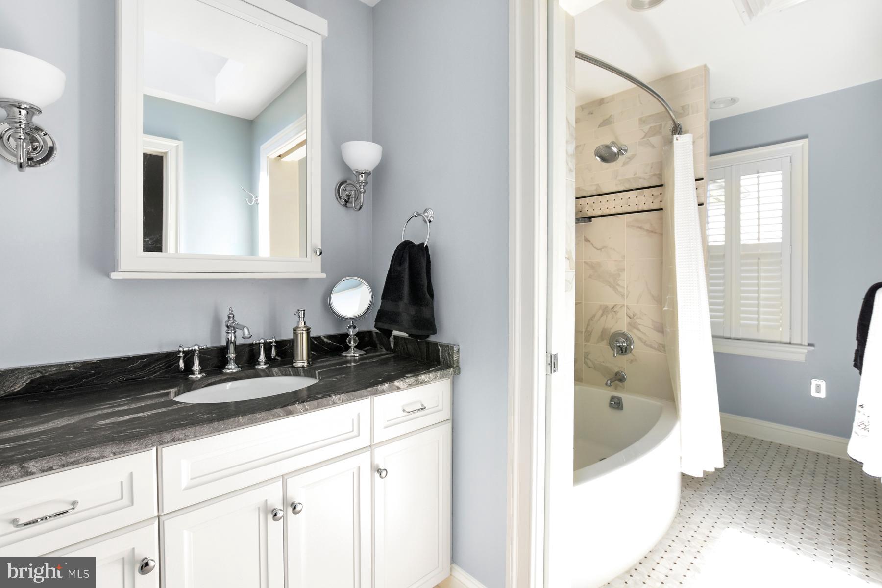 MERRYBROOK - Residential