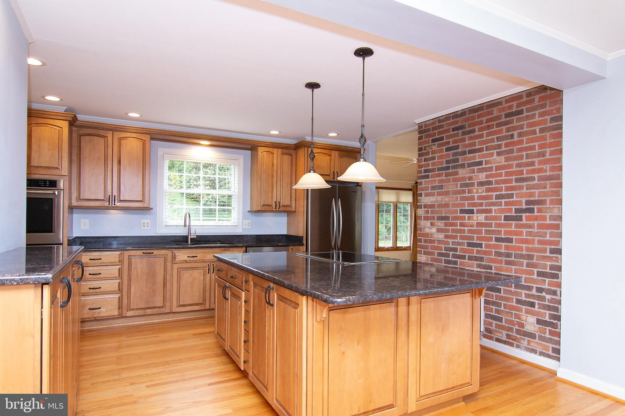 RAVENHURST - Residential