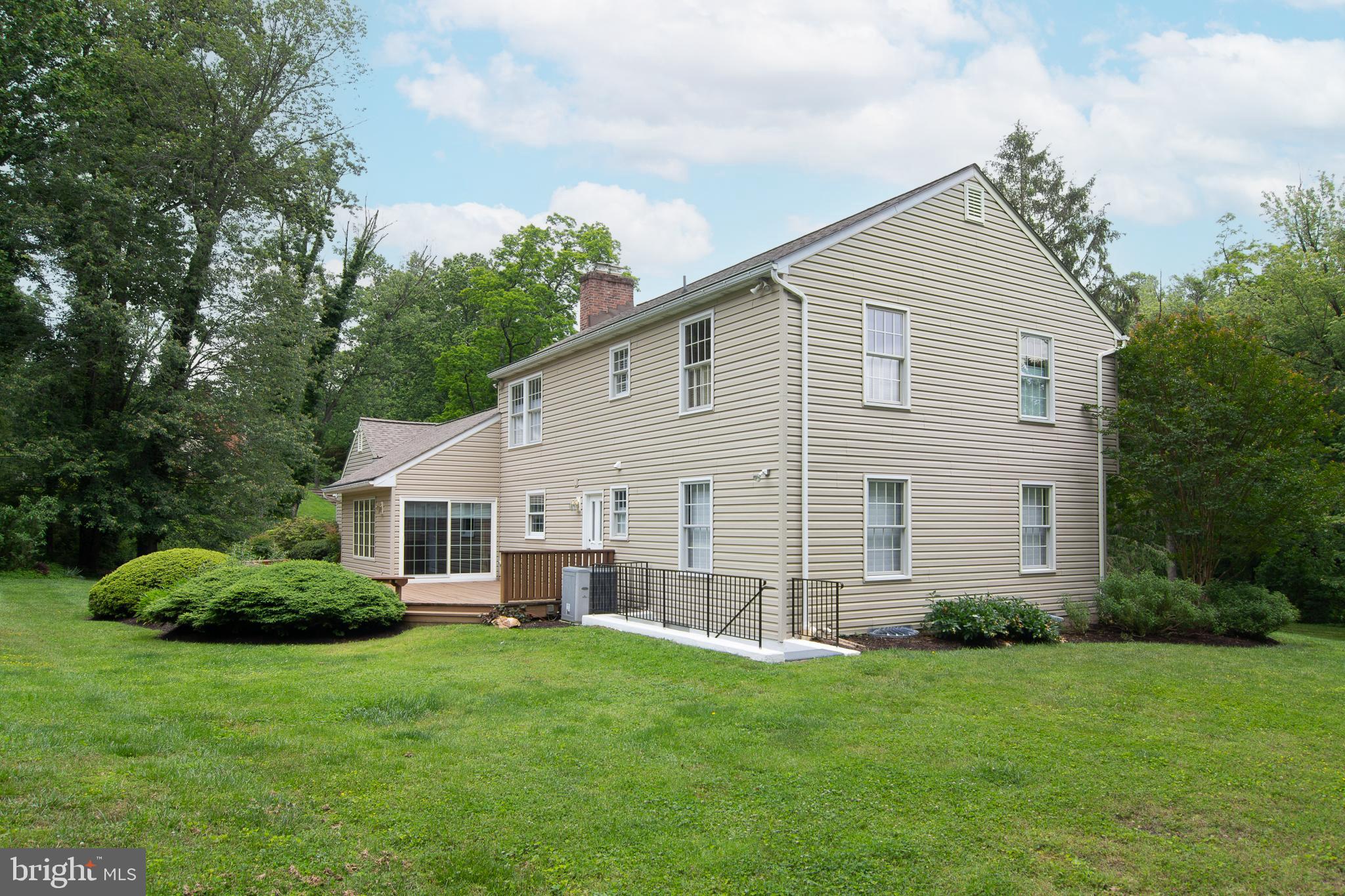 4200 RAVENHURST CIRCLE