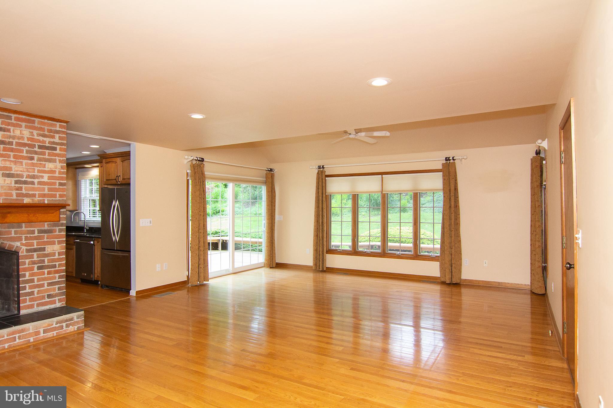 RAVENHURST - Residential