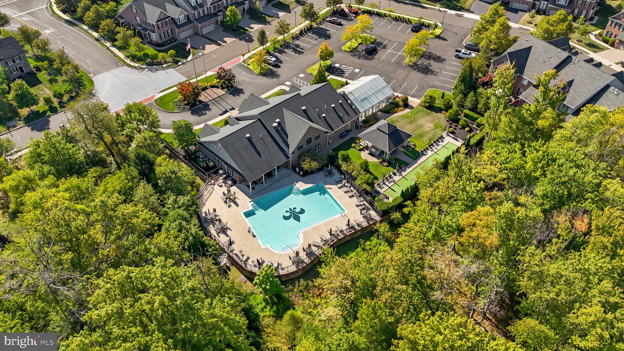 DELANCEY COURT - Residential