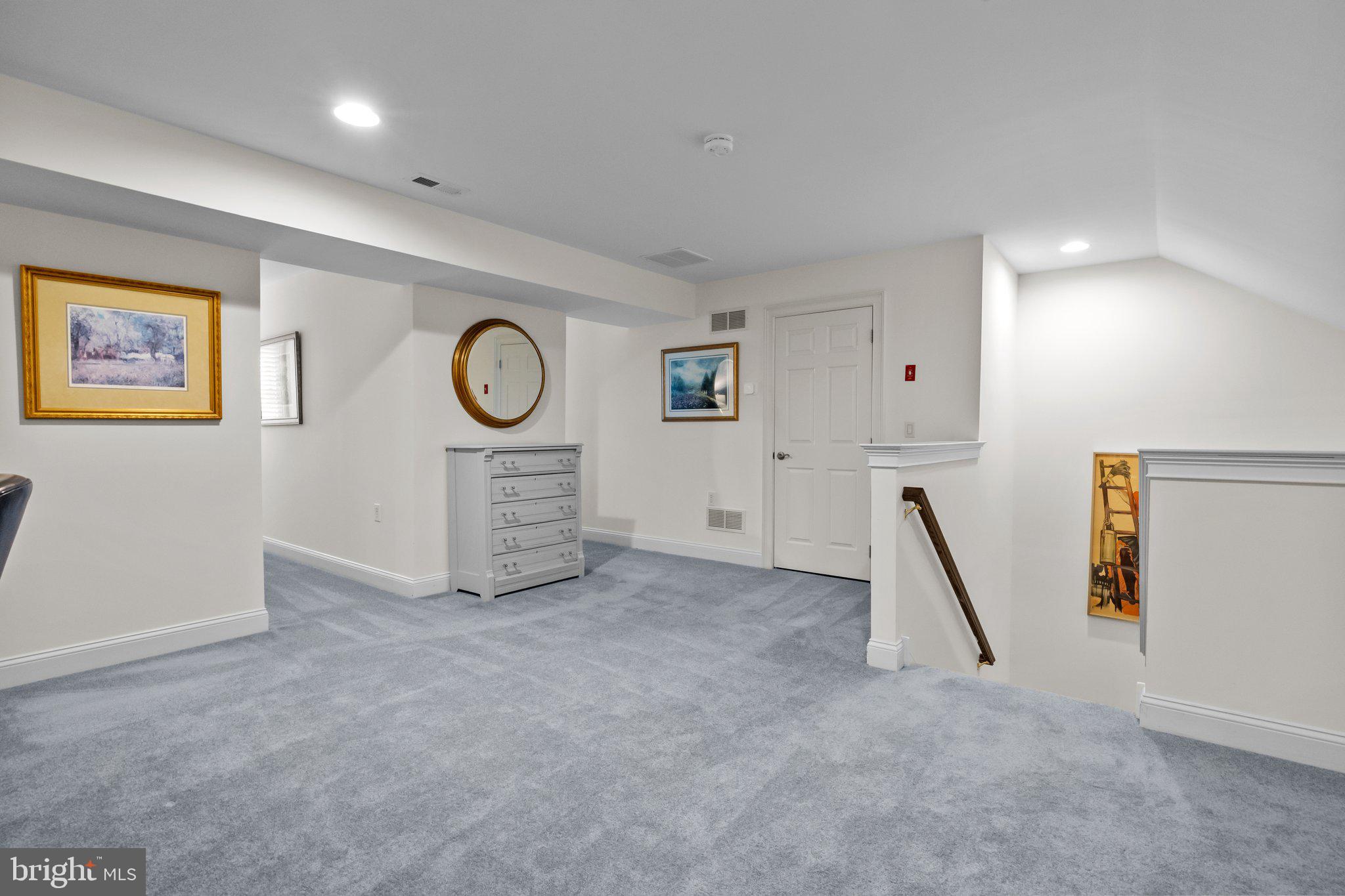 DELANCEY COURT - Residential