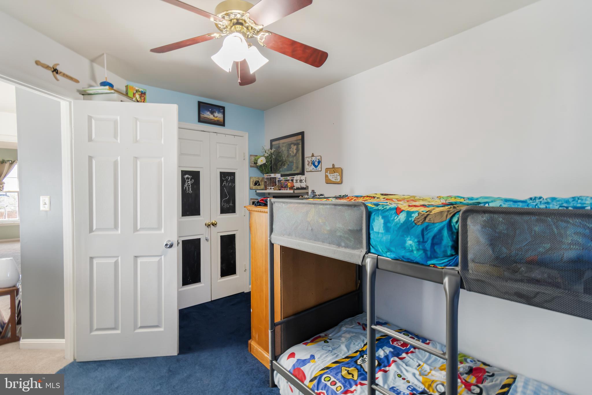 SEVEN OAKS - Residential