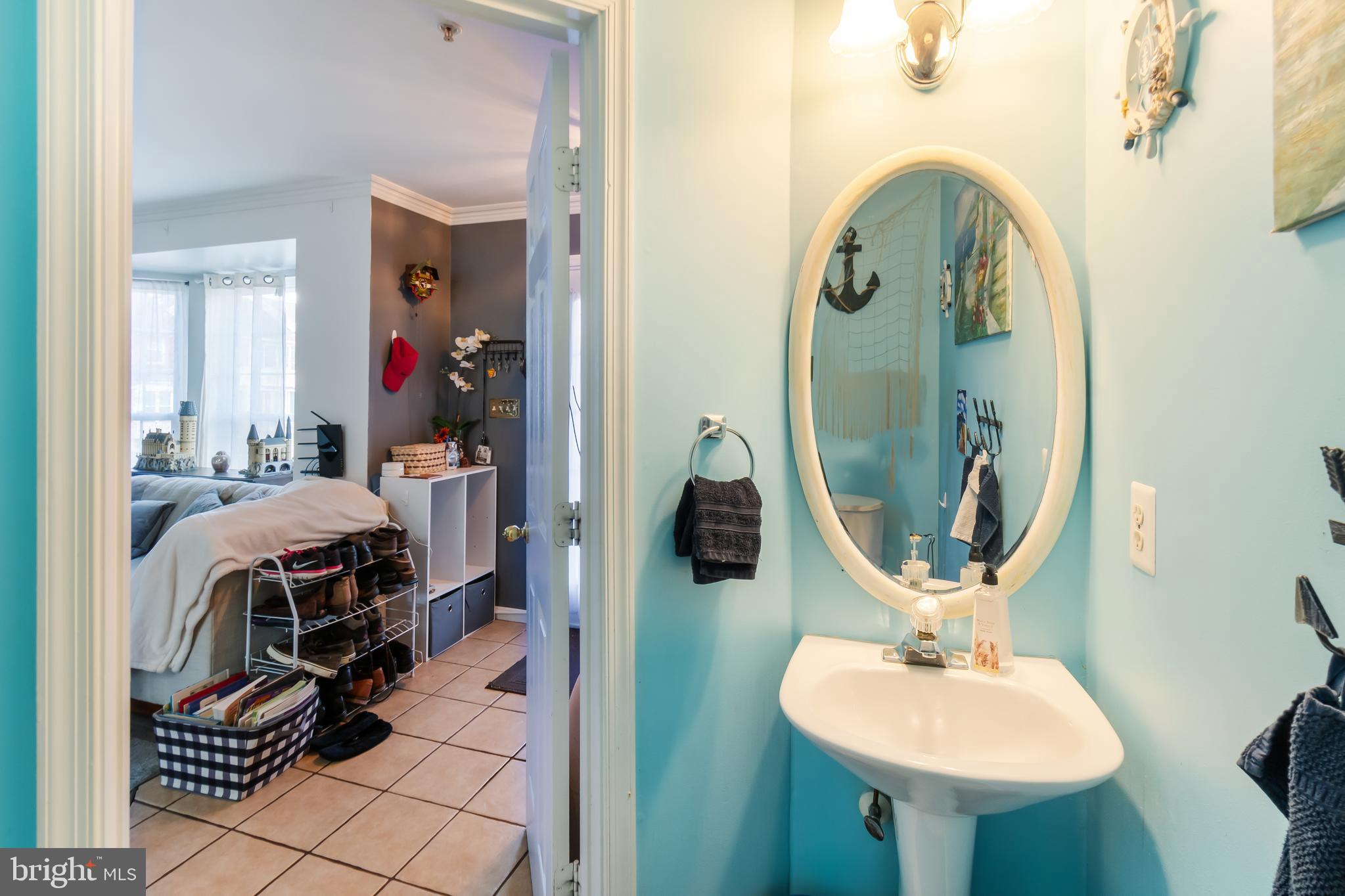 SEVEN OAKS - Residential