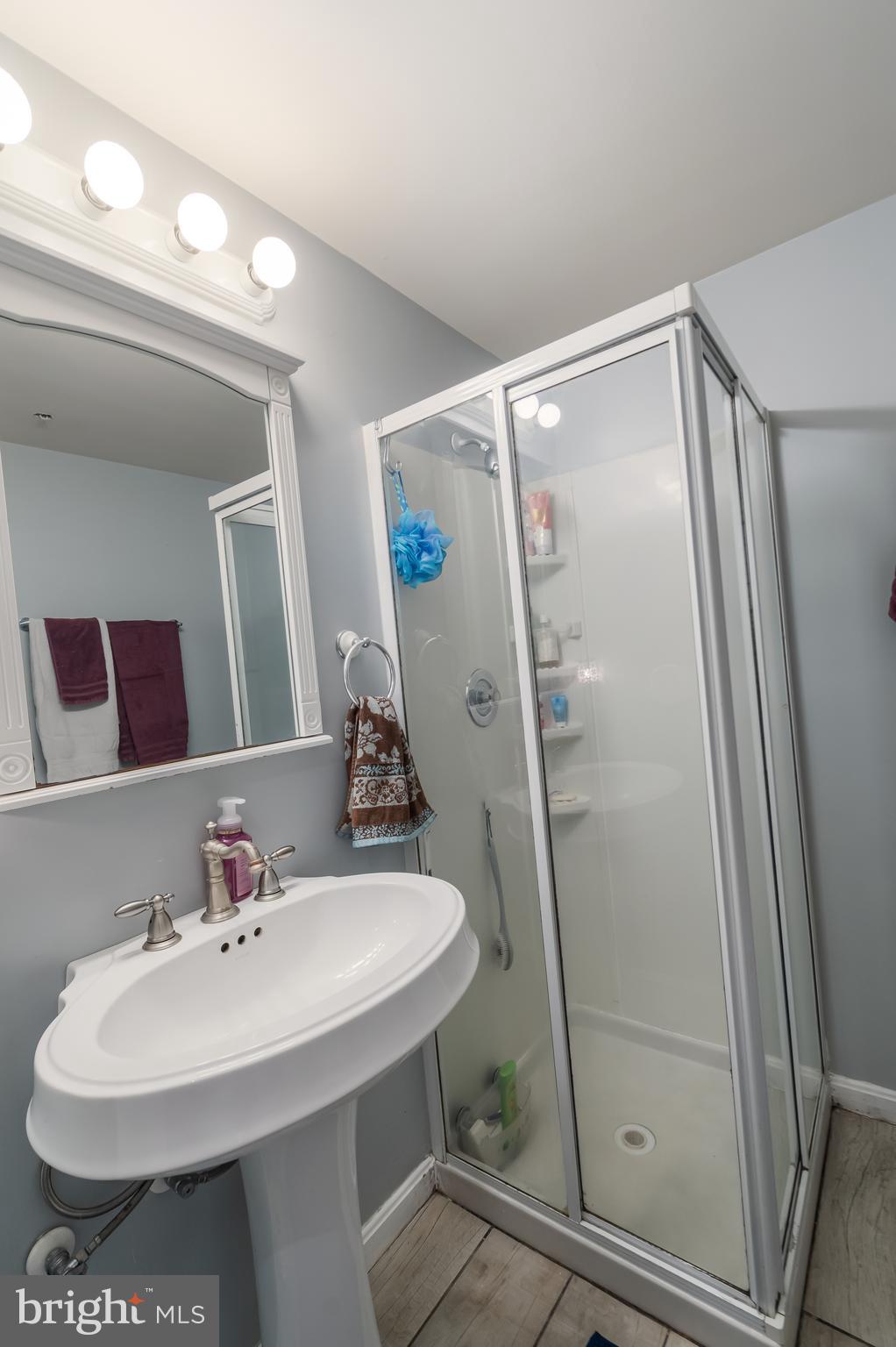 SEVEN OAKS - Residential