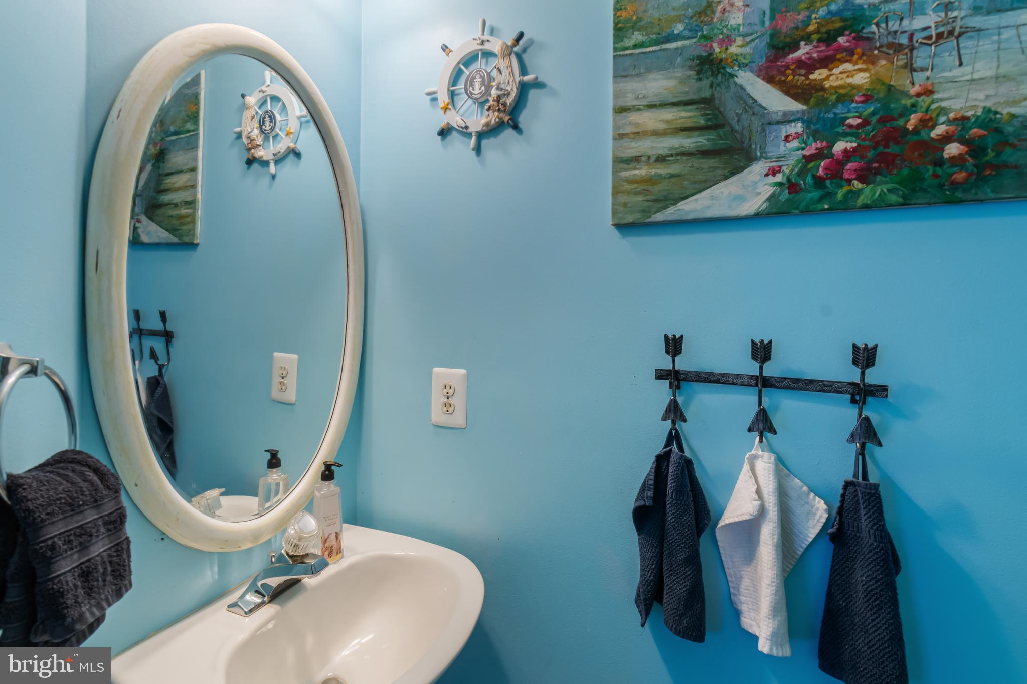 SEVEN OAKS - Residential