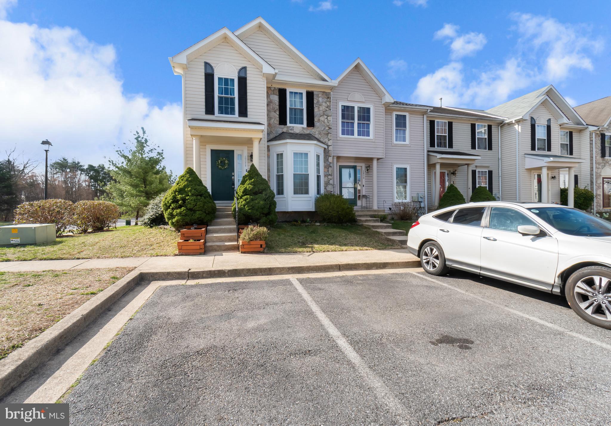 1798 GOLDSBOROUGH LANE