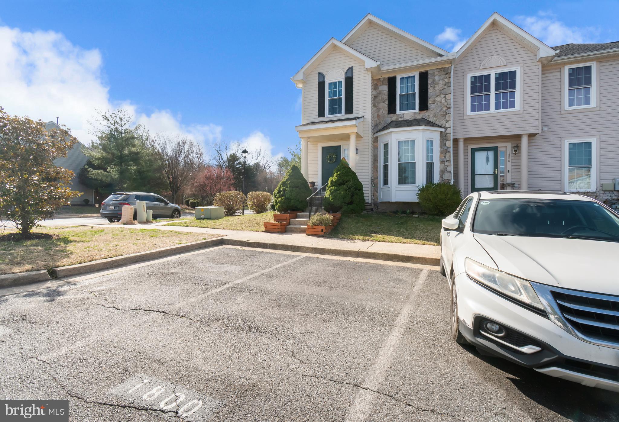 1798 GOLDSBOROUGH LANE
