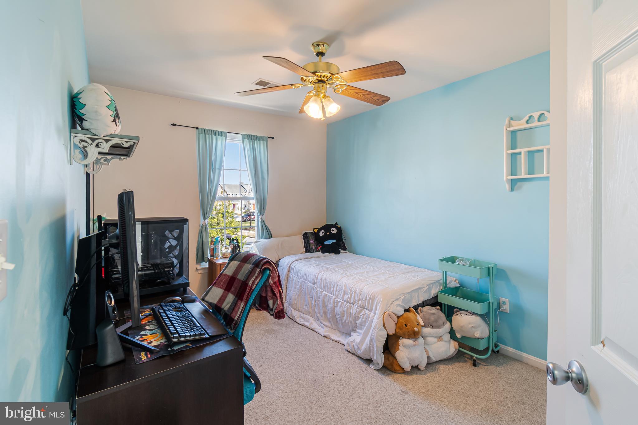 SEVEN OAKS - Residential