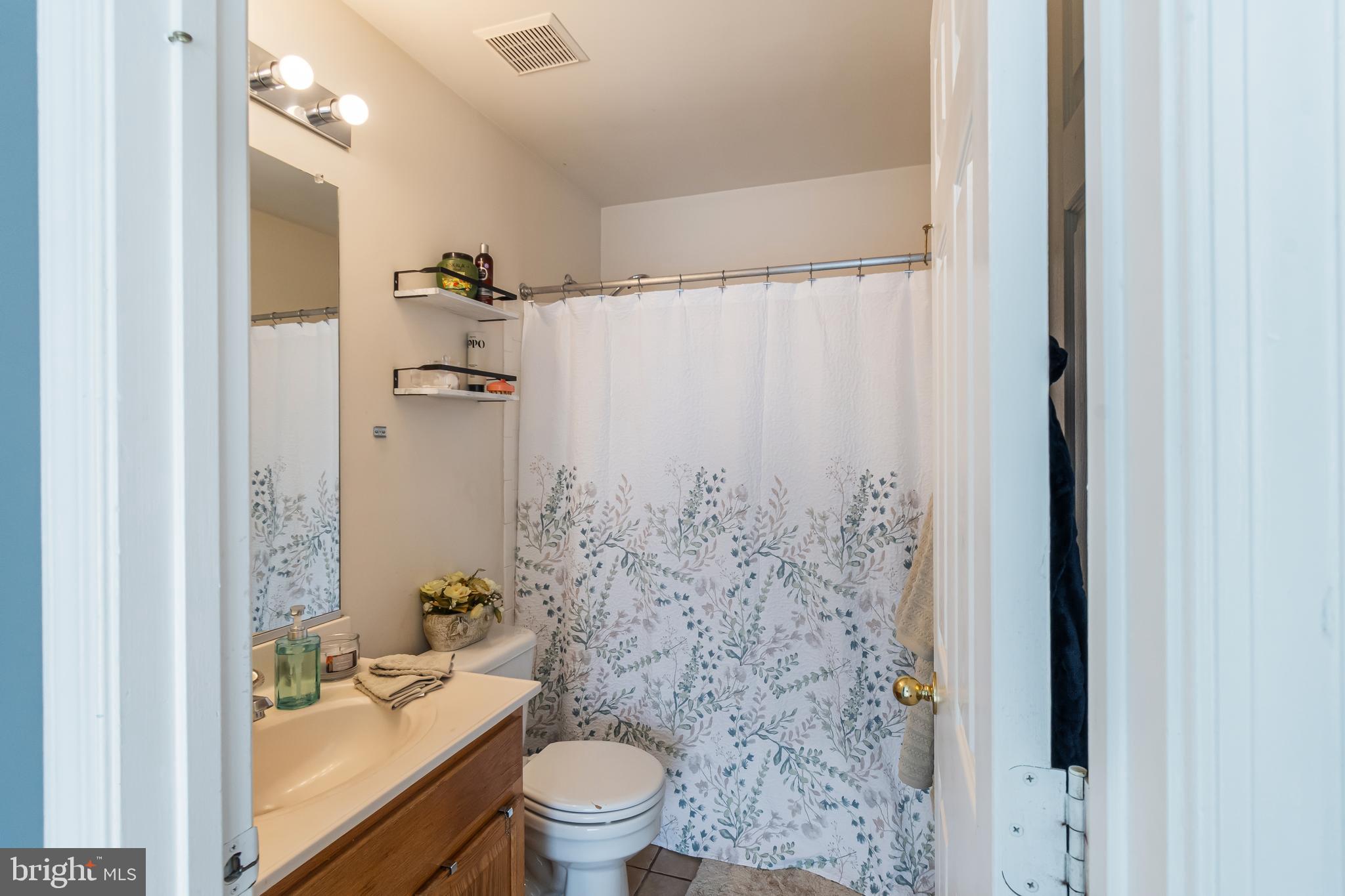 SEVEN OAKS - Residential