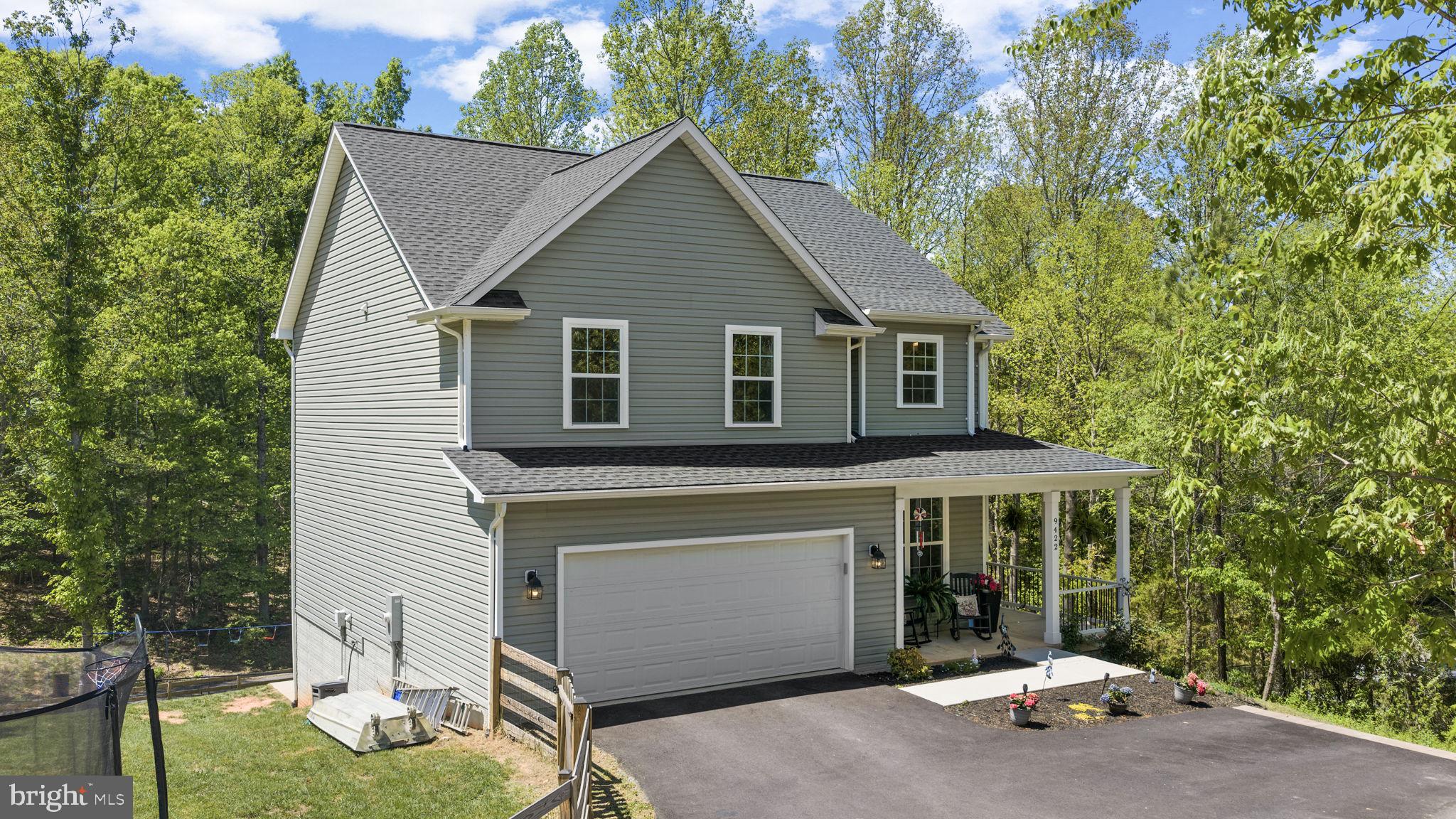 WALKERS BRANCH ESTATES - Residential