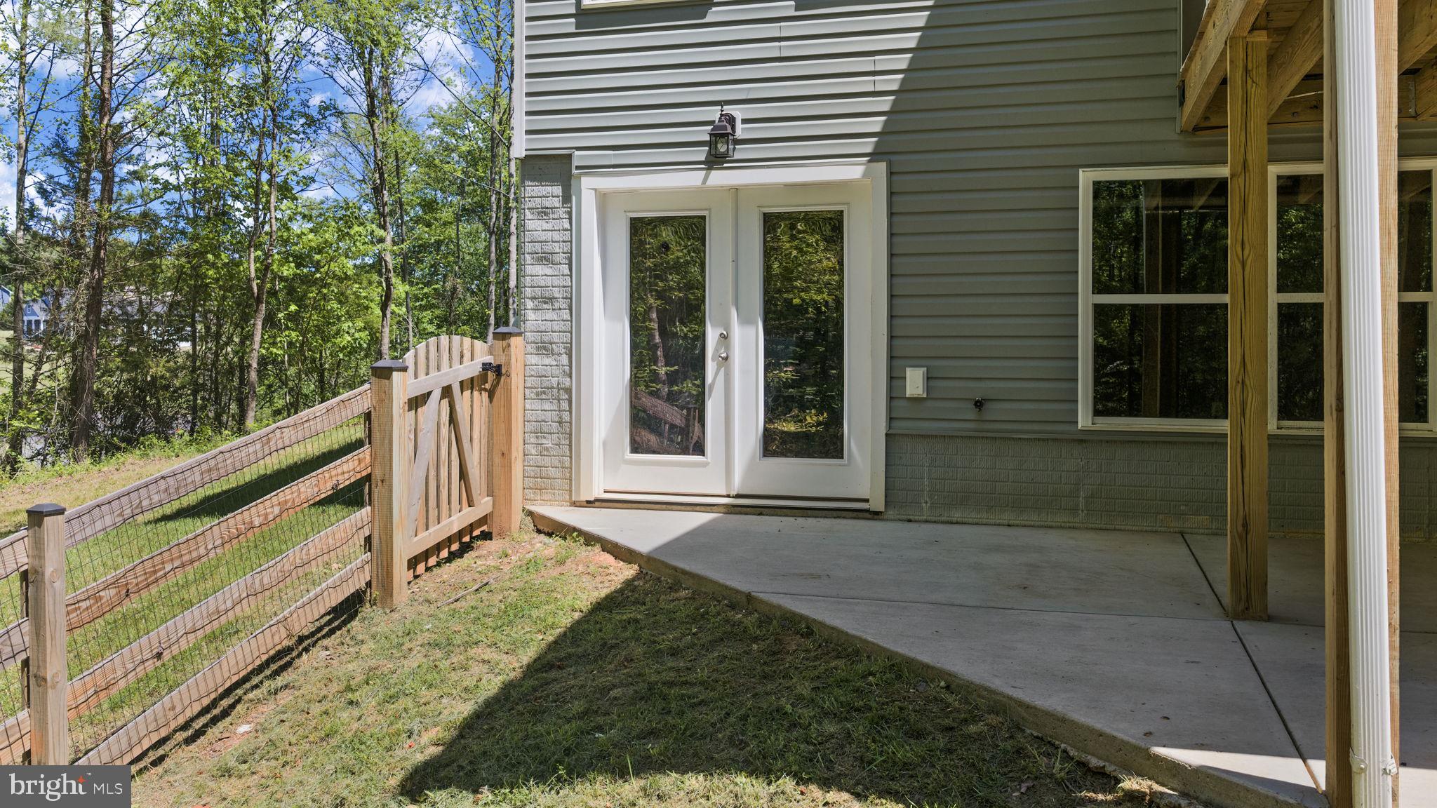 WALKERS BRANCH ESTATES - Residential