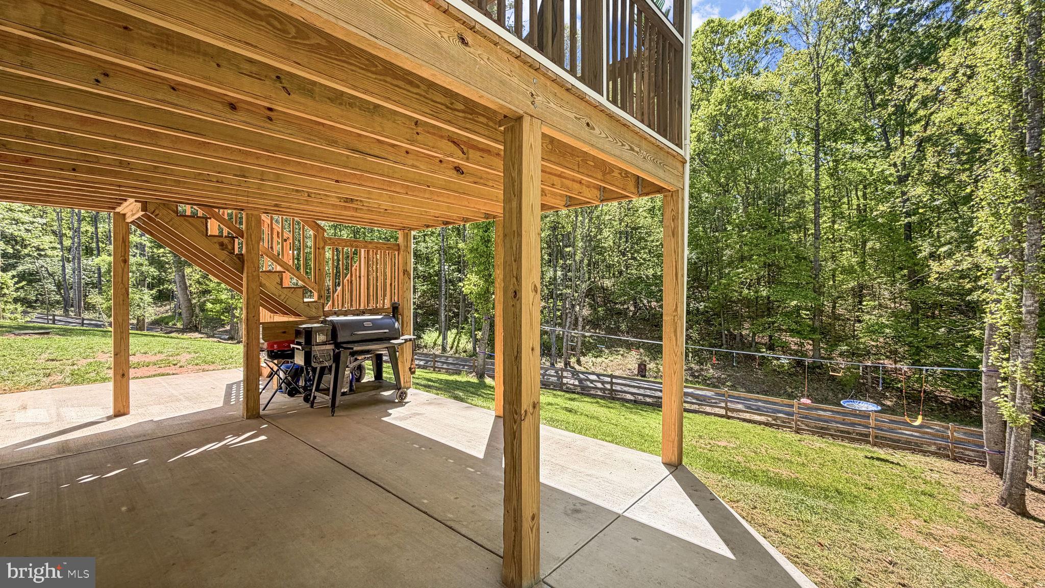 WALKERS BRANCH ESTATES - Residential