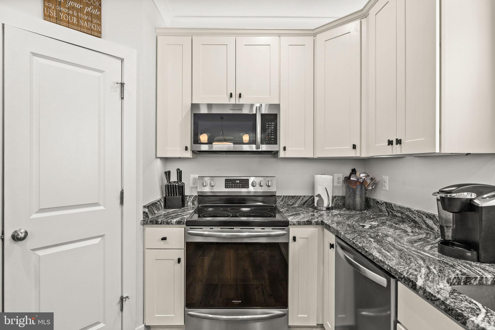 WALKERS BRANCH ESTATES - Residential