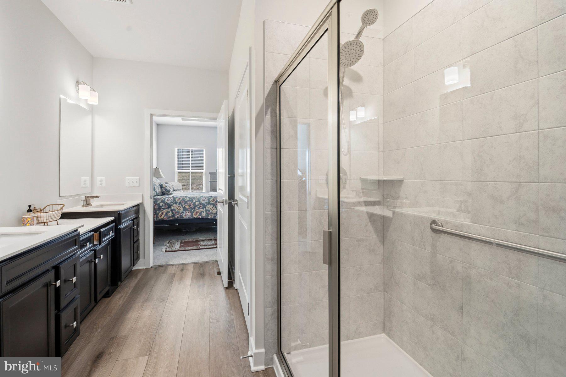 TANYARD SHORES - Residential