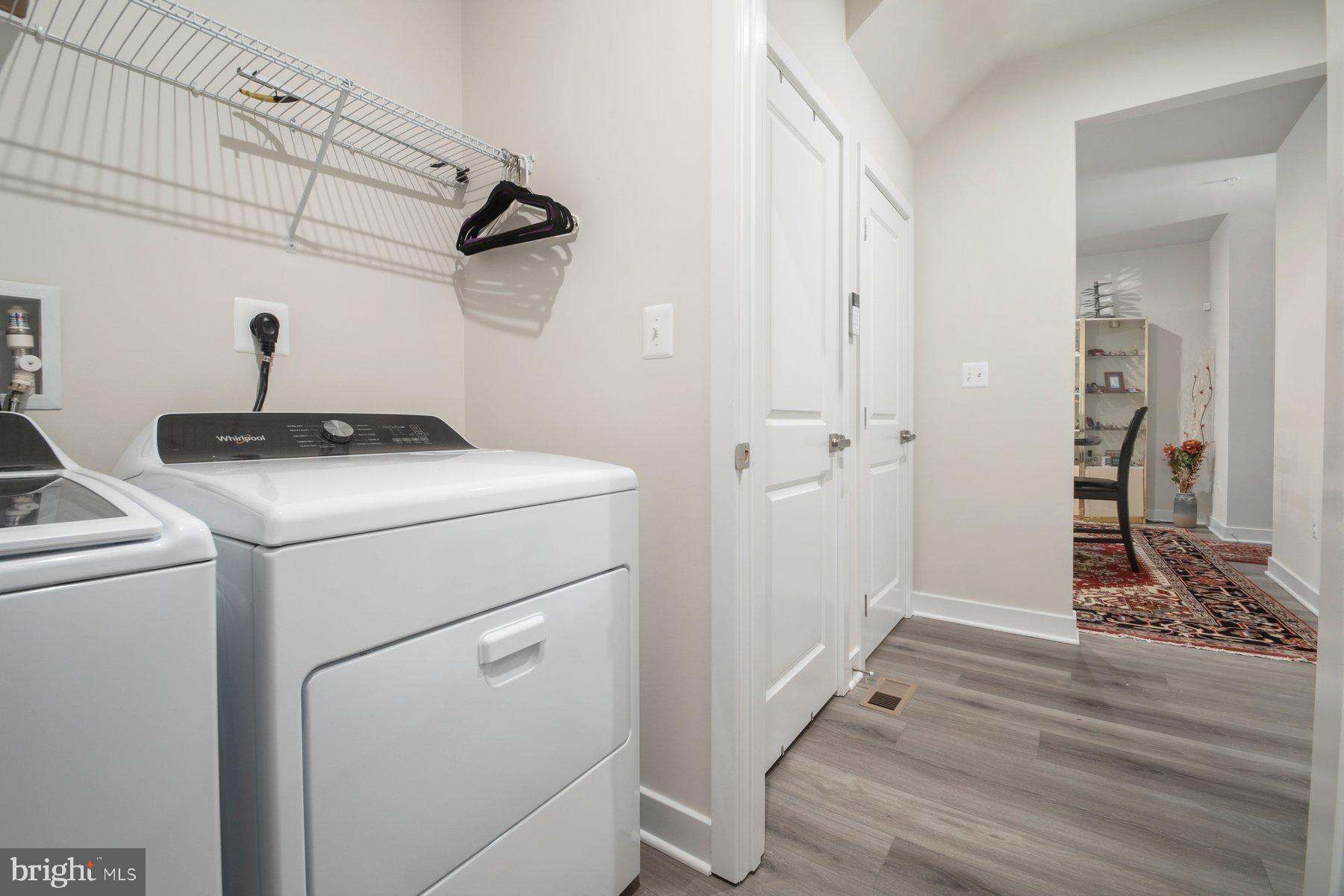 TANYARD SHORES - Residential