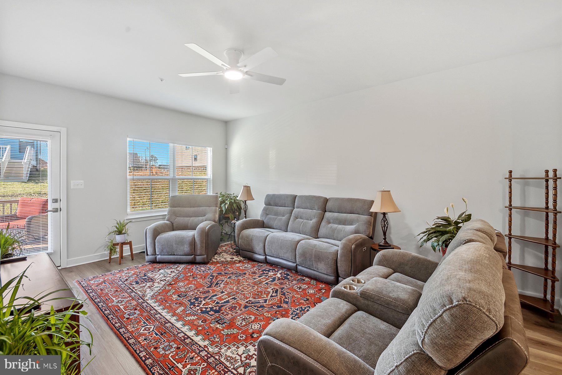 TANYARD SHORES - Residential