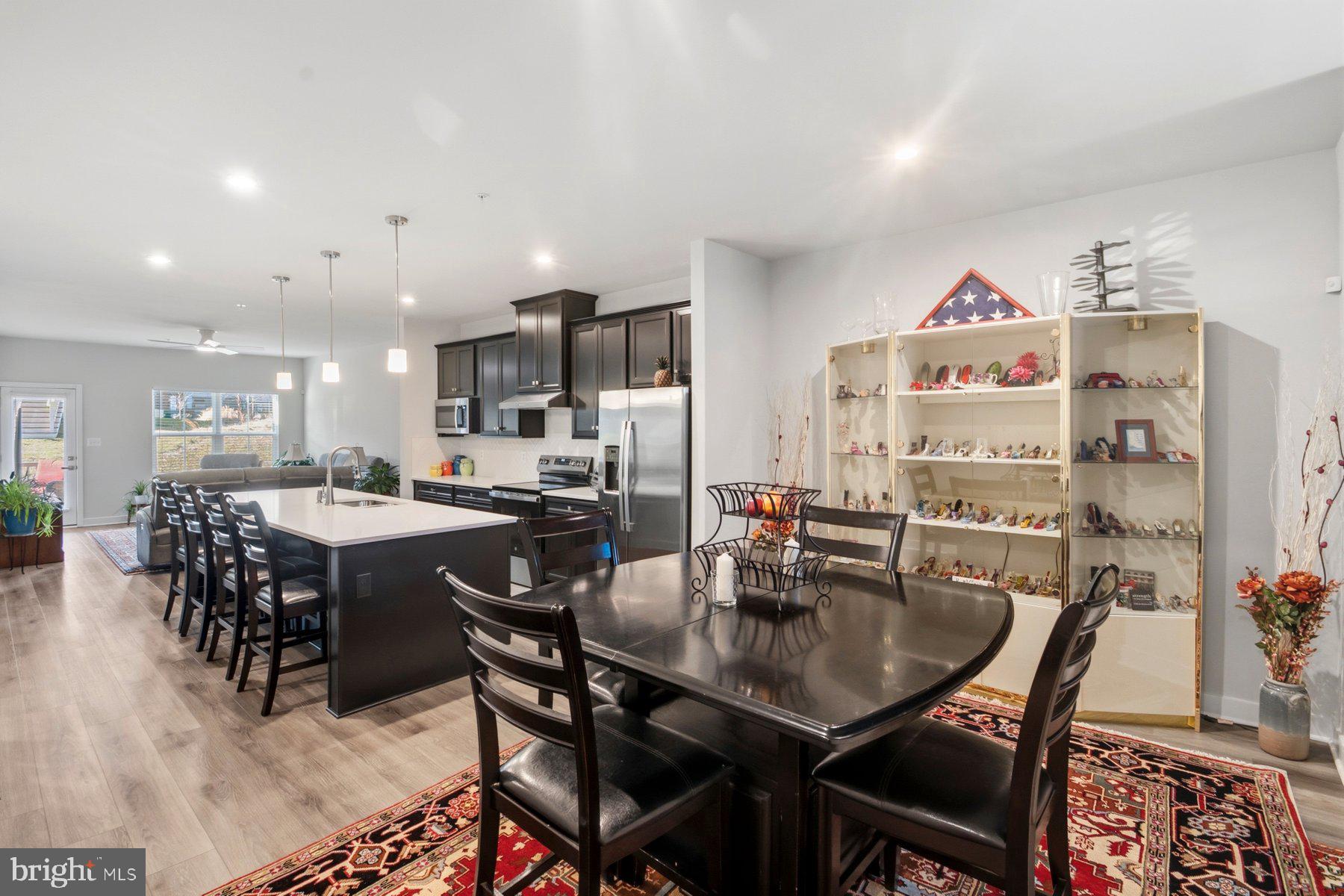 TANYARD SHORES - Residential