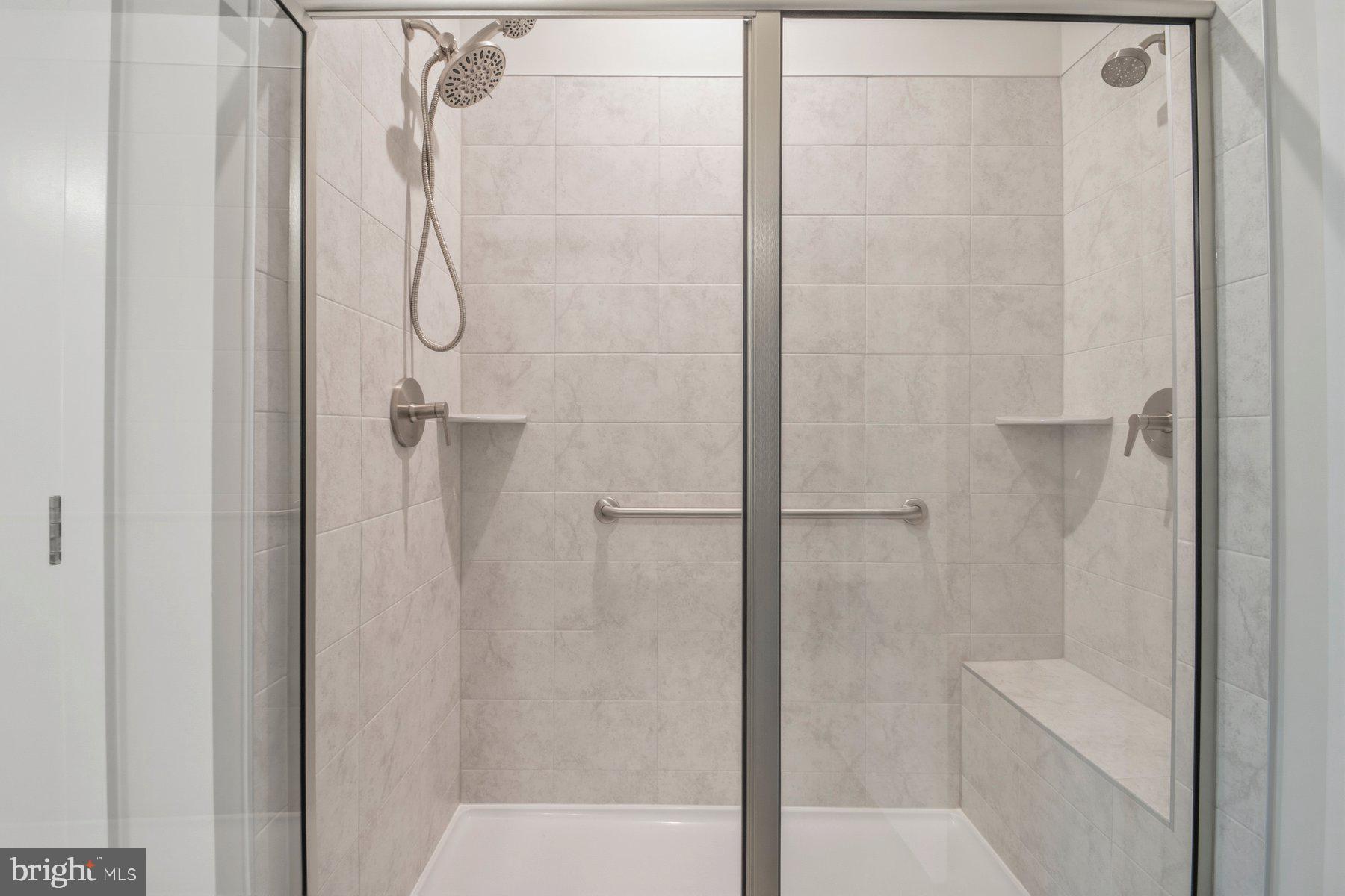 TANYARD SHORES - Residential