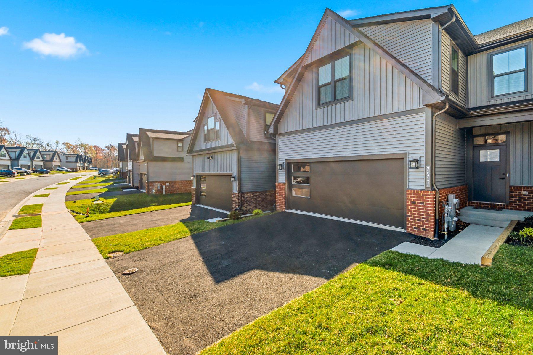 TANYARD SHORES - Residential