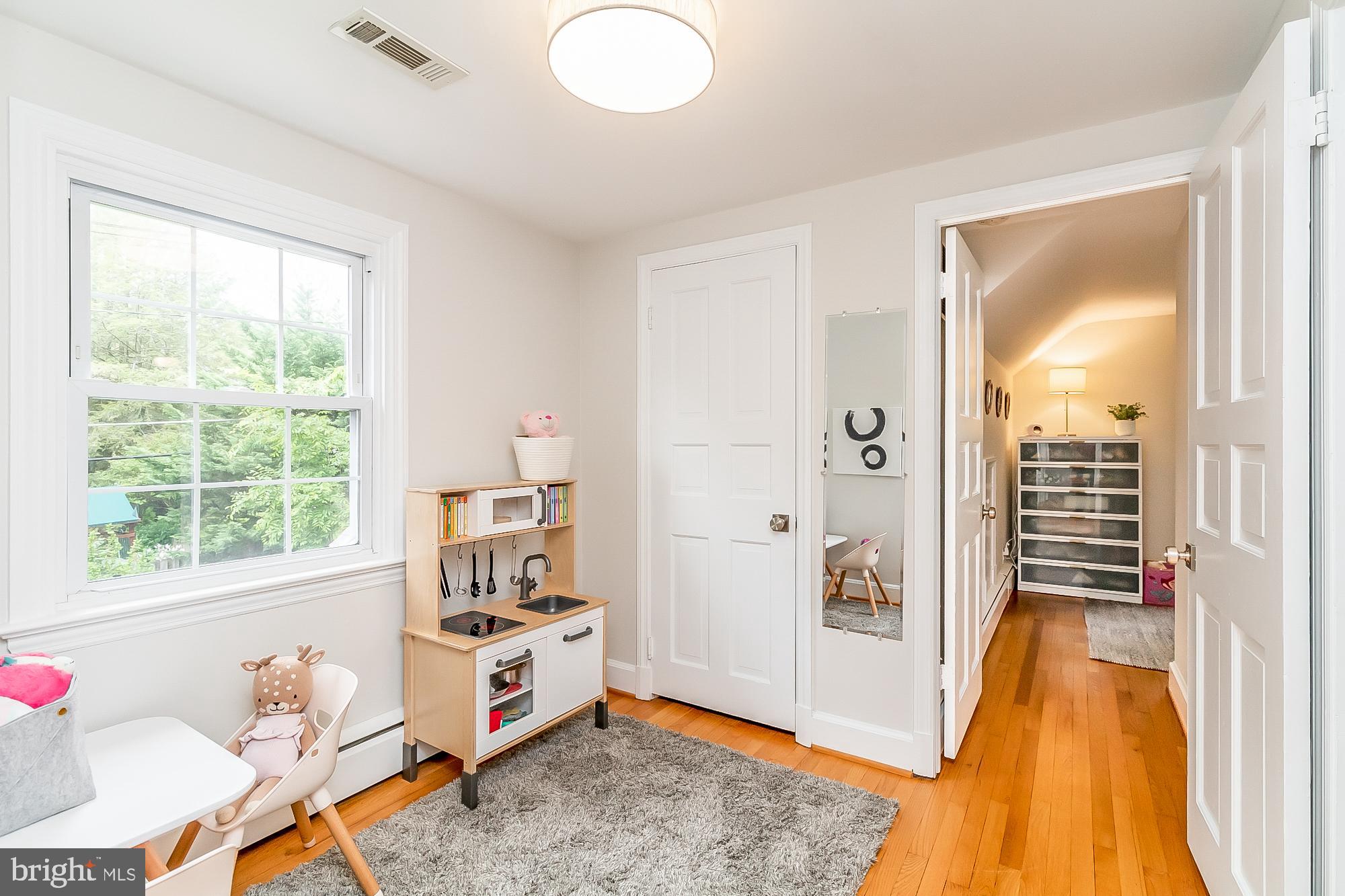 STONELEIGH - Residential