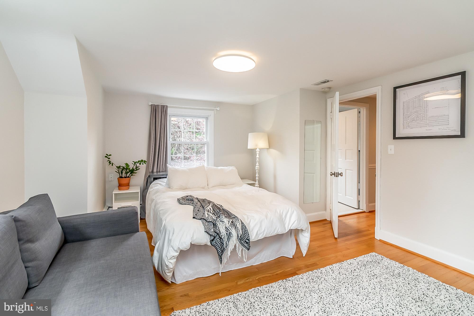 STONELEIGH - Residential